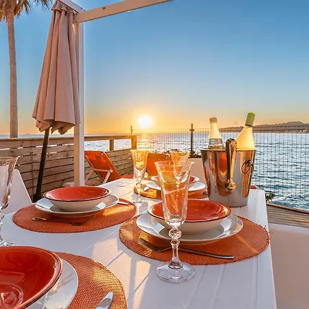 Casa L´augusta Ii, Casa Sobre El Mar En Apartamento *