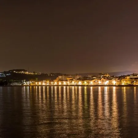 Casa L´augusta Ii, Casa Sobre El Mar En Altafulla