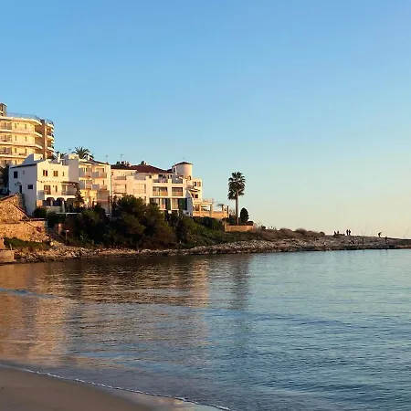 Casa L'augusta Ii, Casa Sobre El Mar En *