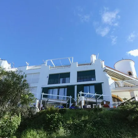 Casa L'augusta Ii, Casa Sobre El Mar En Apartment